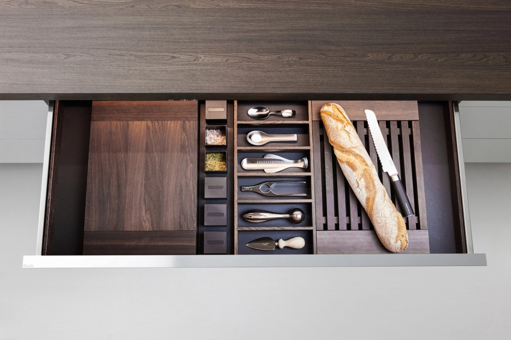 Kuchyňa SMOKED OAK DRAWERS AND PAN DRAWERS ACCESSORIES - fotografia č. 27