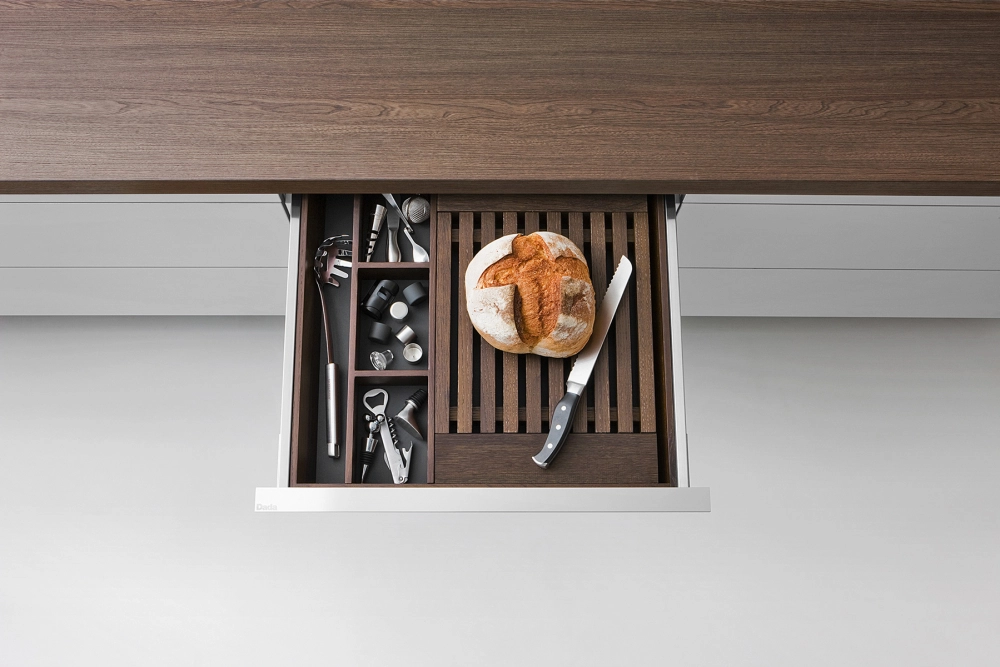 Kuchyňa SMOKED OAK DRAWERS AND PAN DRAWERS ACCESSORIES - fotografia č. 9