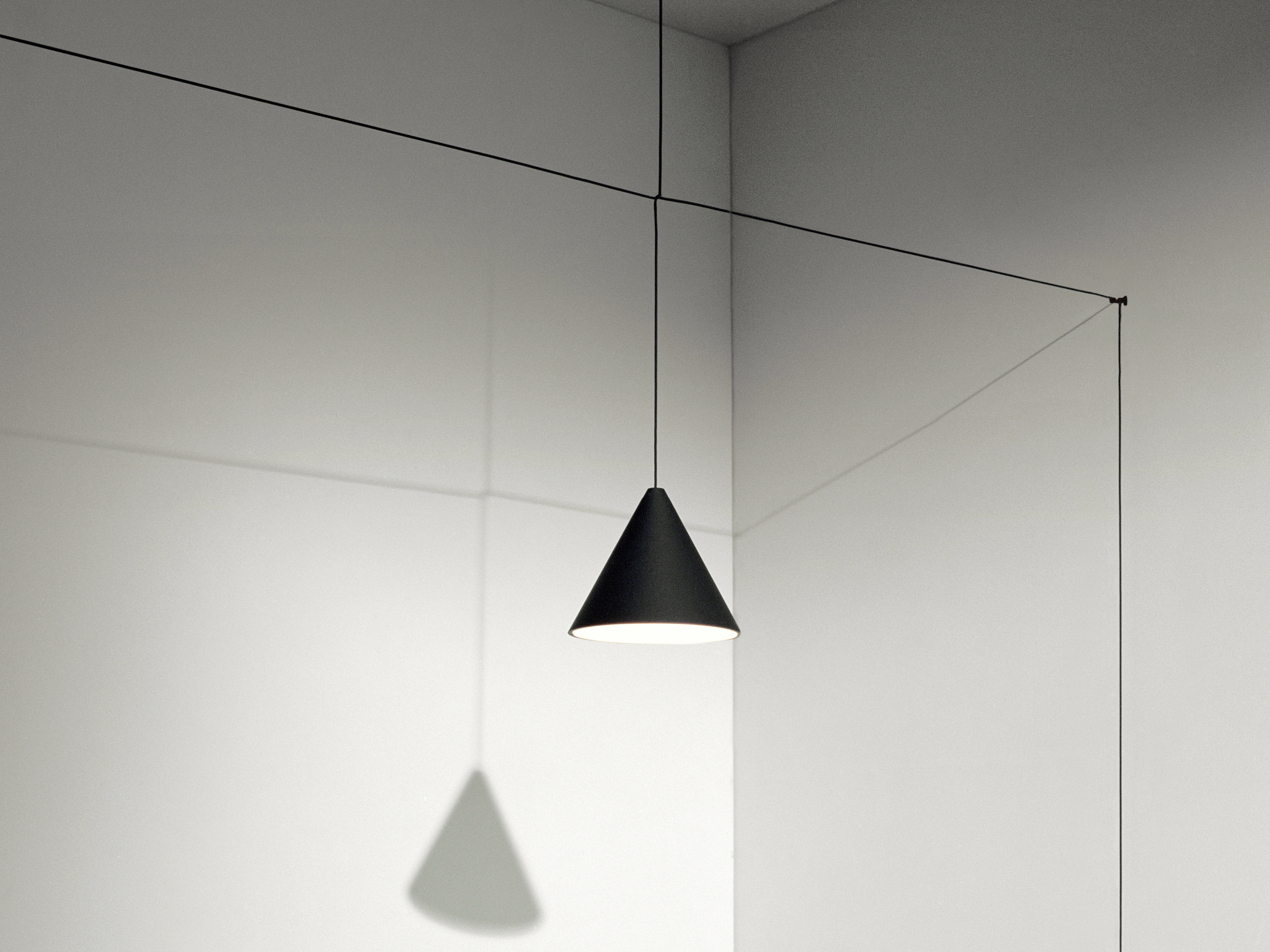 Závesné svietidlo STRING LIGHT CONE - fotografia č. 3