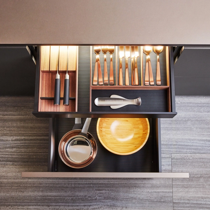 Kuchyňa WALNUT DRAWERS ACCESSORIES - fotografia č. 11